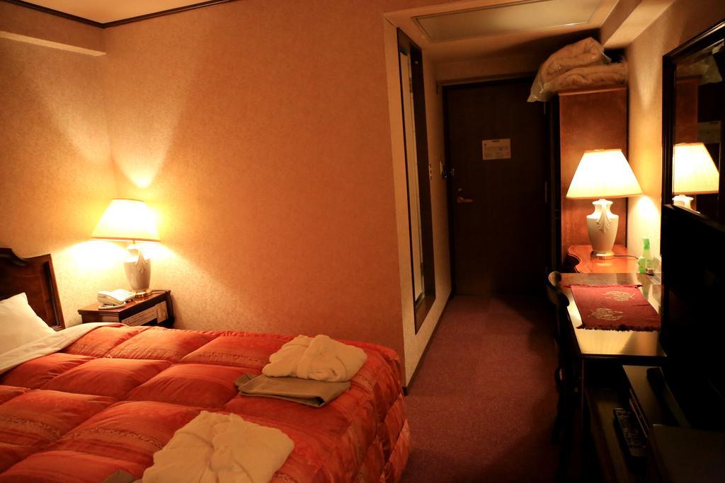 Hotel Palace Inn Toyota Toyota  Luaran gambar
