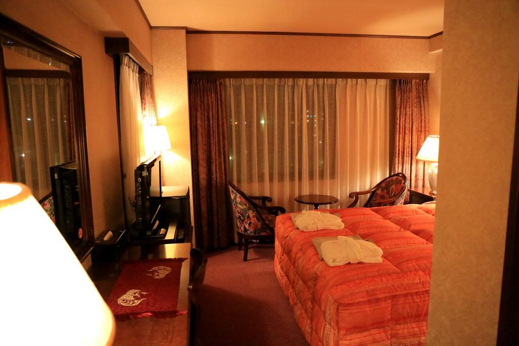 Hotel Palace Inn Toyota Toyota  Luaran gambar