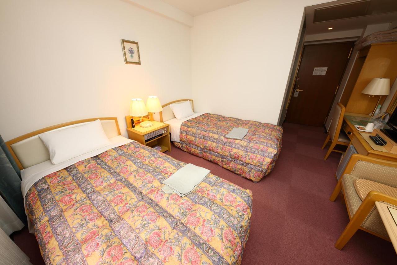 Hotel Palace Inn Toyota Toyota  Luaran gambar