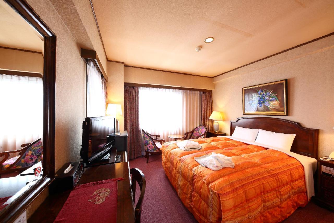 Hotel Palace Inn Toyota Toyota  Luaran gambar